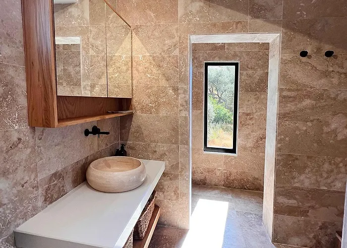 Traditional Kalkan With Private Pool And Gym *