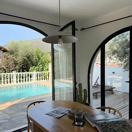 Villa Traditional Kalkan With Private Pool And Gym